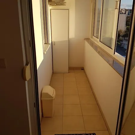 Iva *